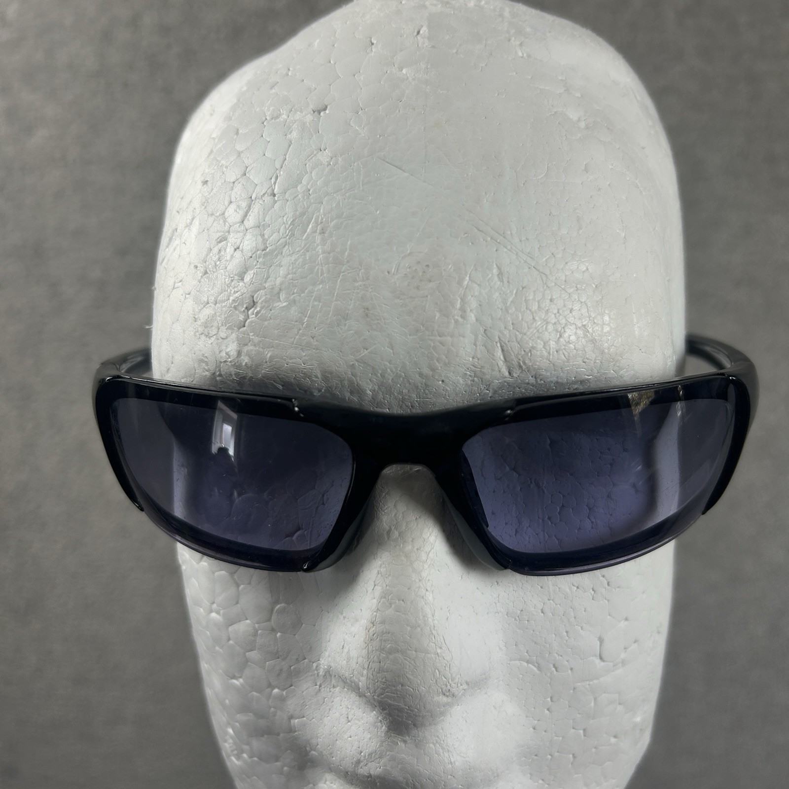 Castro Black Sunglasses Rectangular Wrap Y2K Stre… - image 2