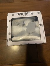 Nine West Kids Baby Girl Boots Crib Shoes Booties Baby Misy Size 4M Silver/Gray