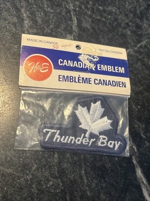 THUNDER BAY ONTARIO CANADA MAPLE LEAF EMBROIDERED PATCH 70s Rare Vtg Travel