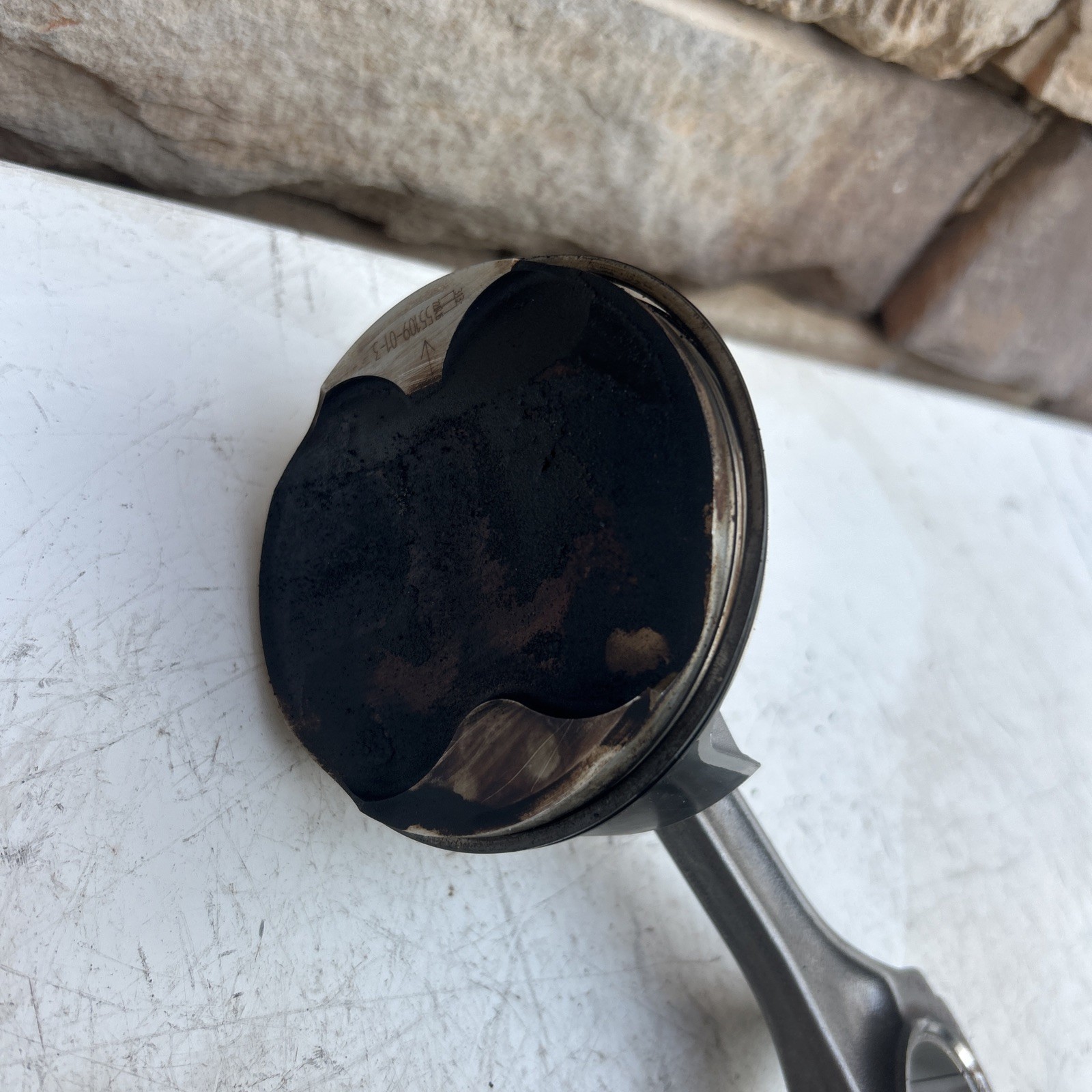 LAMBORGHINI AVENTADOR PISTON HEAD COMPLETE WITH CONNECTING ROD 07M107075J 
