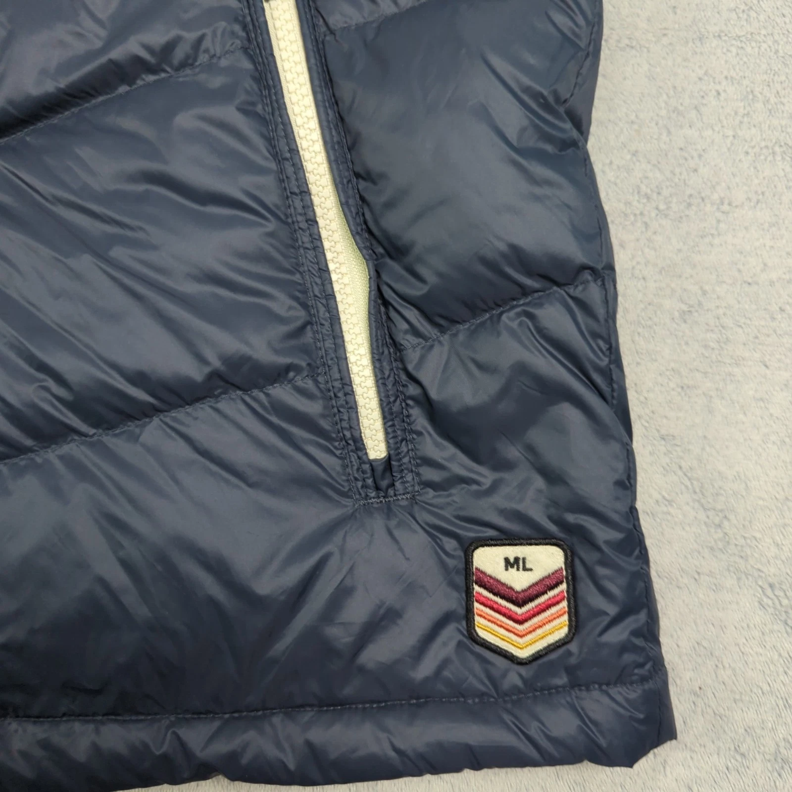 Marine Layer Archive Boreal Puffer Vest Navy Sunset Colorblock Chevron Jacket L image 2