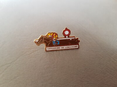 PINS PIN BADGE SPORT HIPPIQUE CHEVAL HORCE LYON TROT 1992
