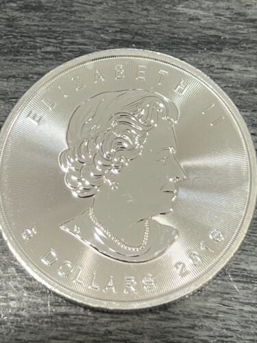 2016 1 oz Silver Canada Maple Leaf Privy Mark $5 .9999 Fine Silver BU