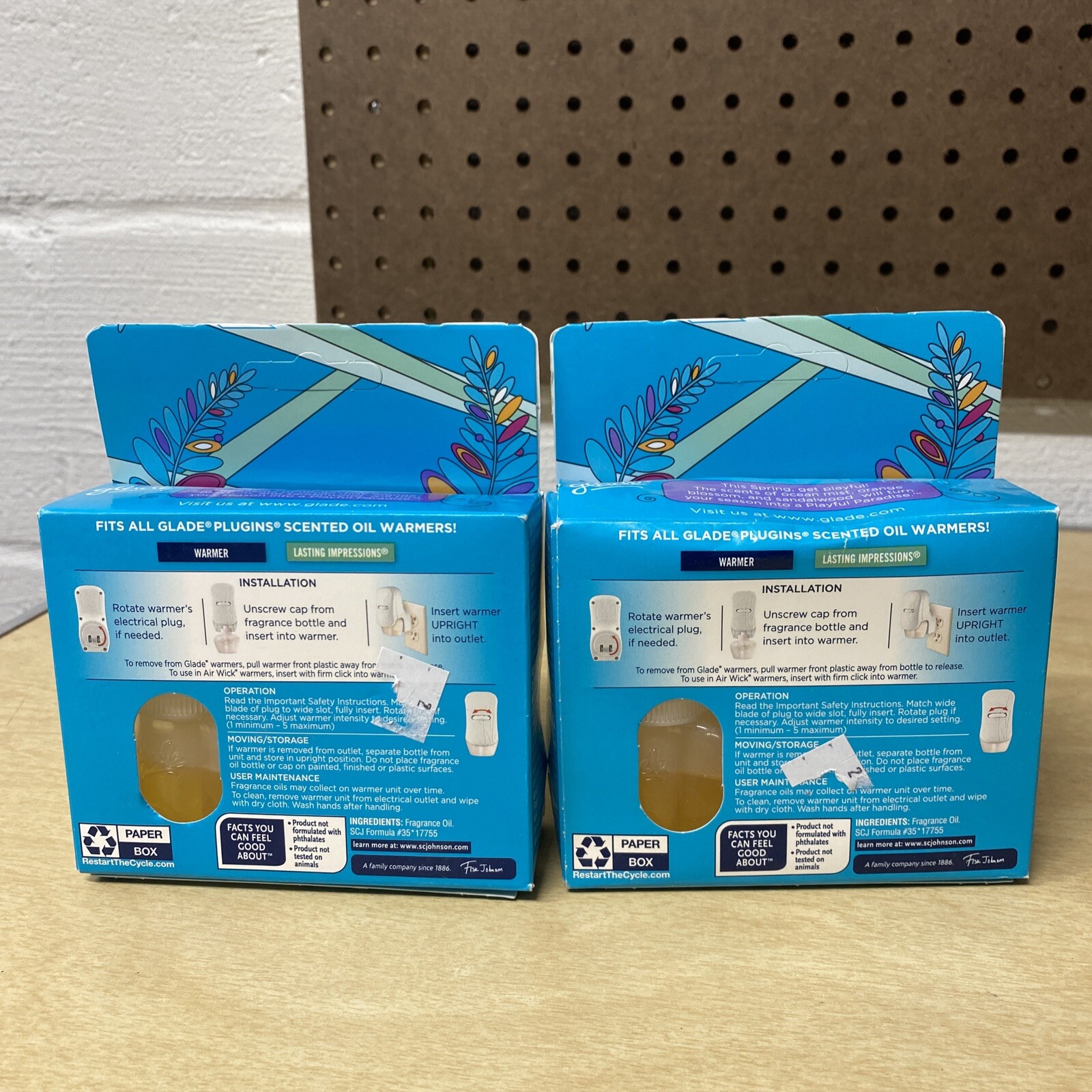 (2) glade plug ins playful paradise nos 2 refills 1.34 fl oz