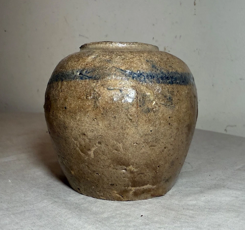 Antique early 19th century blue washed glaze Chinese pottery ginger jar pot - Image 2 of 4