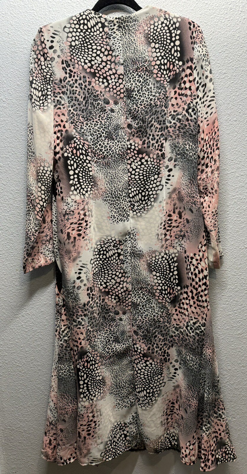 Tally Taylor Women’s Pink/Black Animal Print Size 8 Long Sleeve Maxi Dress