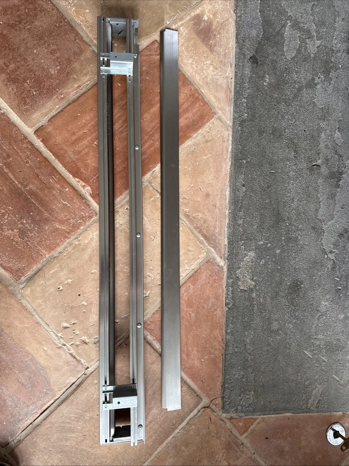 Viking 36 英寸格栅,LOUVER UPPER AF 不锈钢左铰链 PM910418 — 第 3/4 张图片