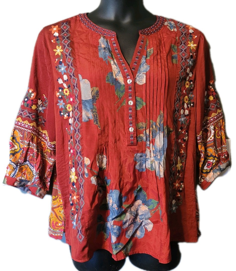 John Mark Embroidered Multi Patch V-Neck 3/4 Slee… - image 3