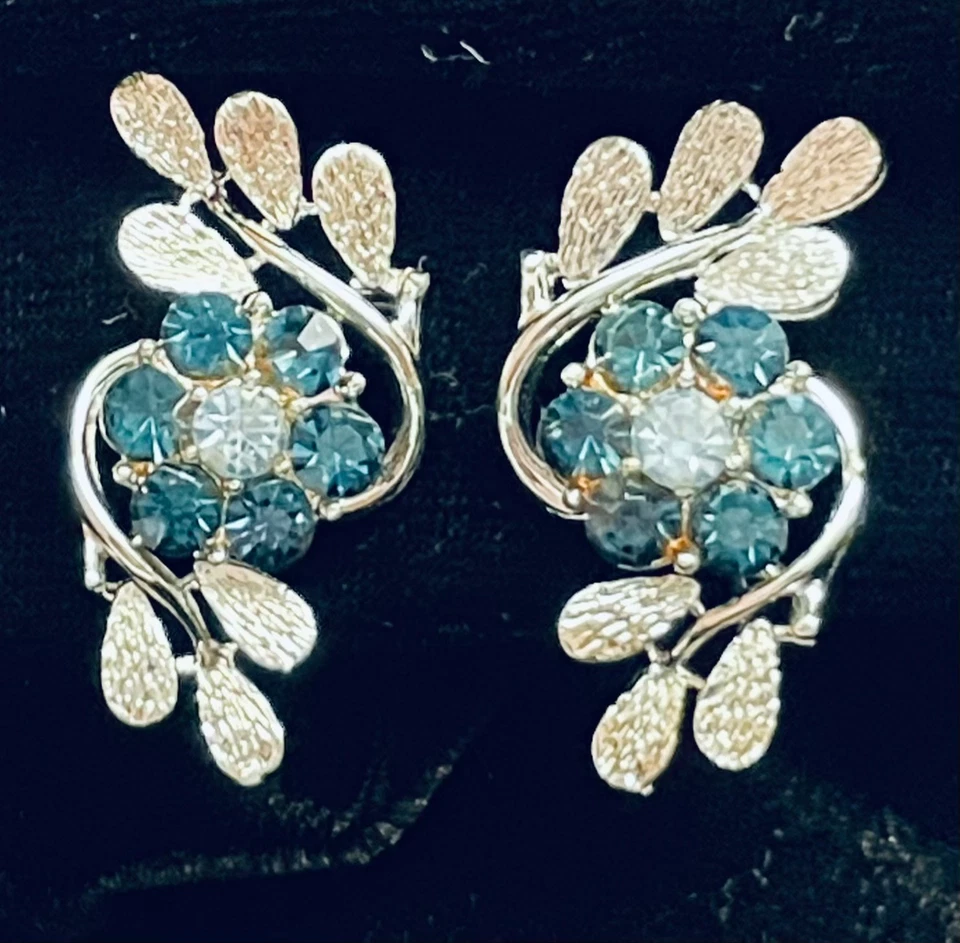Pendientes de Clip Floral Estrás Azul Coro De Colección Tono Plateado Hojas MCM Glam Foto 3 de 4