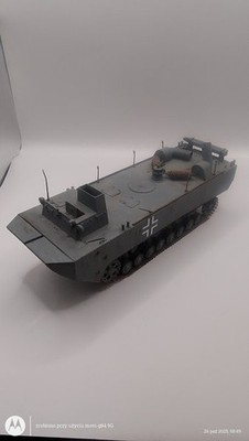 Built and painted 1/35 - German Land-Wasser-Schlepper II-Prototyp