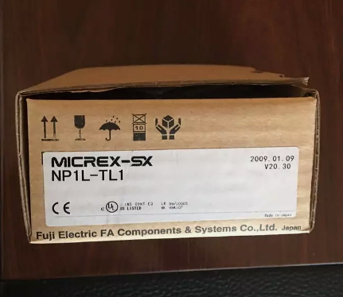 NEW NP1L-TL1 PLC MODULE NP1LTL1 *yt