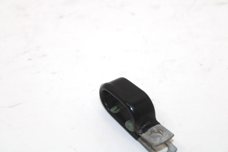 Ski-doo Grand Touring 900 2017 OEM abrazadera doble 420951830 SS65 Foto 2 de 4