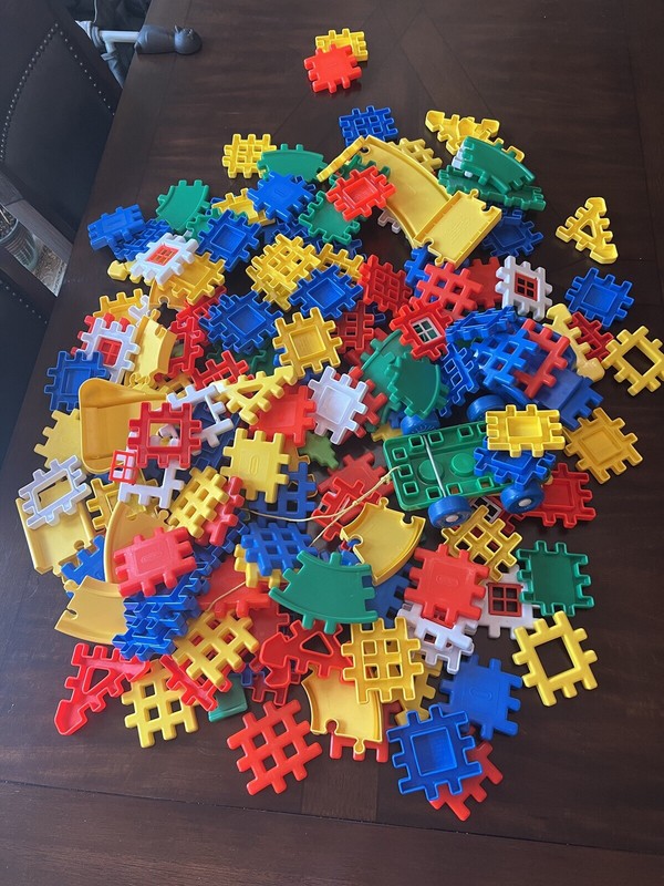 14 pounds of Llittle Tikes waffle blocks ￼
