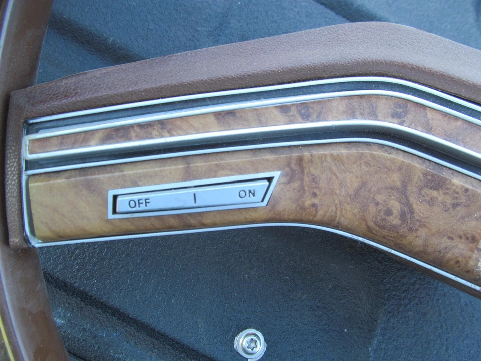 Vintage Cadillac Wood Grain Steering Wheel  1975 ? - image 4 of 4