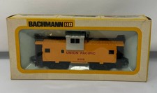 Bachmann HO Union Pacific Wide Vision Caboose 206