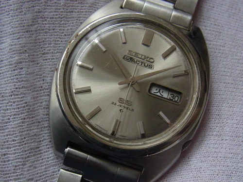 SEIKO 5 ACTUS VINTAGE 6106-8420 AUTOMATIC 23 JEWEL SUWA MENS WORKING