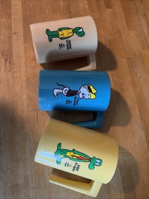 Vintage Plastic Mugs 3 From The Comic Strip Pogo, Albert Alligator, Churcy La