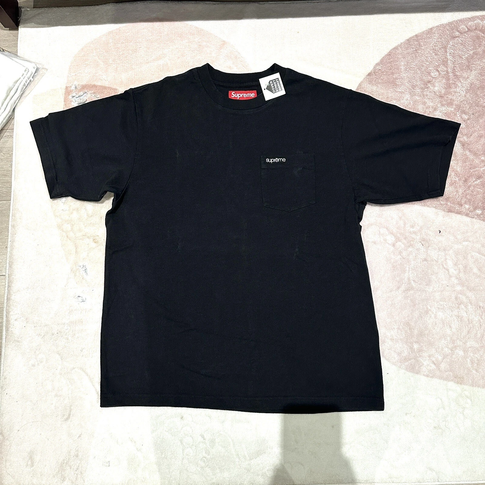Tee shirt noir Supreme S/S POCKET TEE taille SMALL neuf avec étiquettes