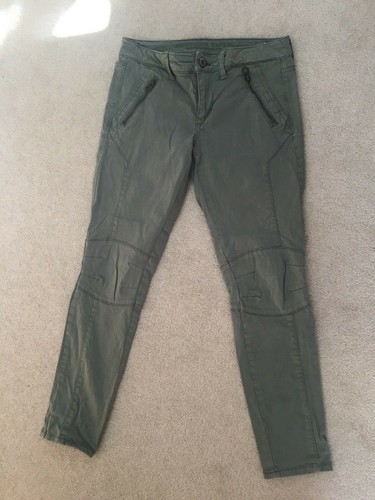 American Eagle Women's Army Green Zip 