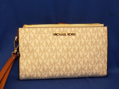 Michael Kors Women's Wallet (1 Zipper is Broken)