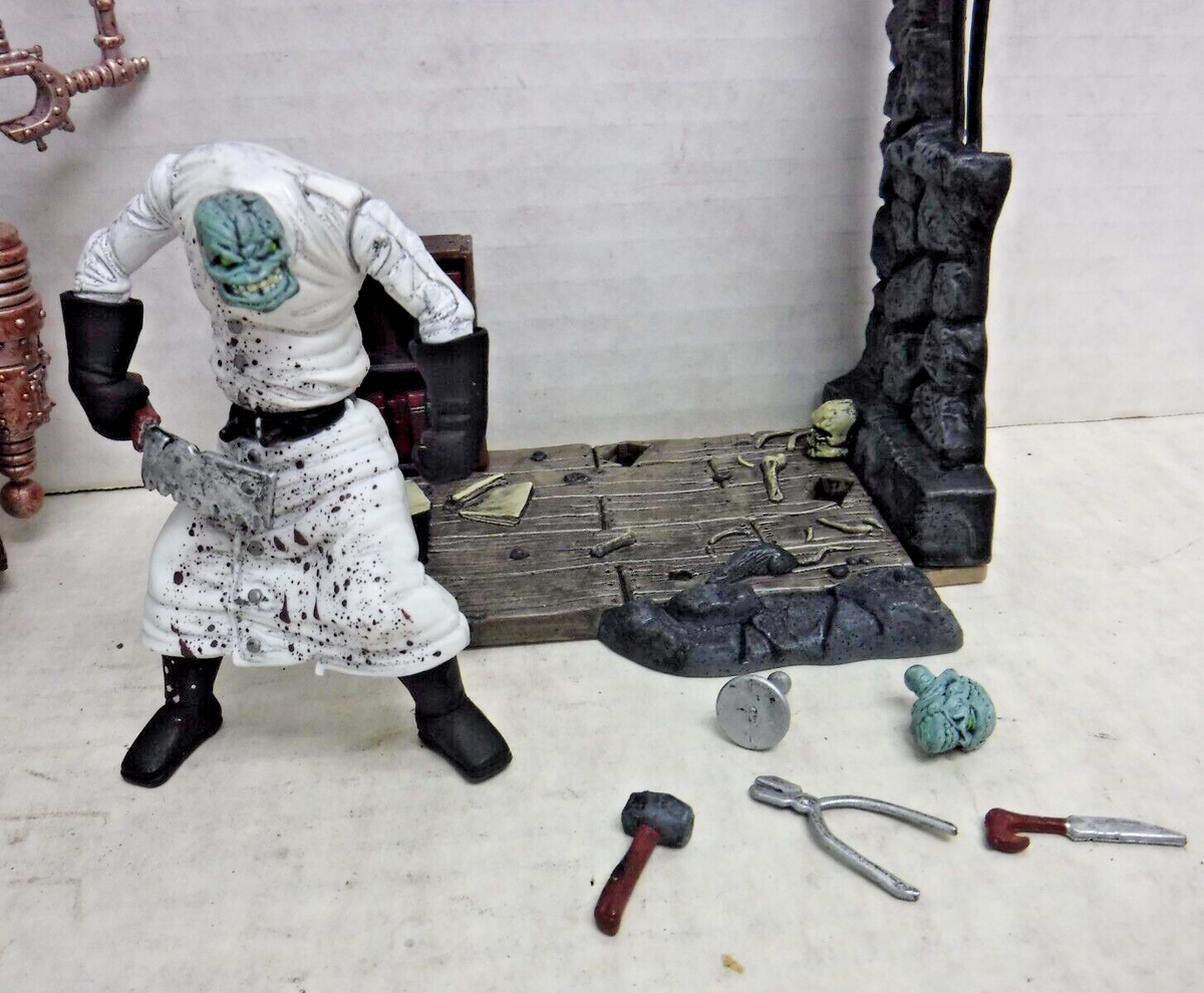 Frankenstein Todd McFarlane's Monsters 1997 Figure Playset