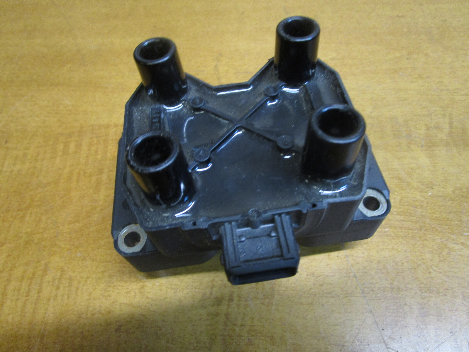 Ferrari 348,355,Mondial -Ignition Coil-   P/N 138255