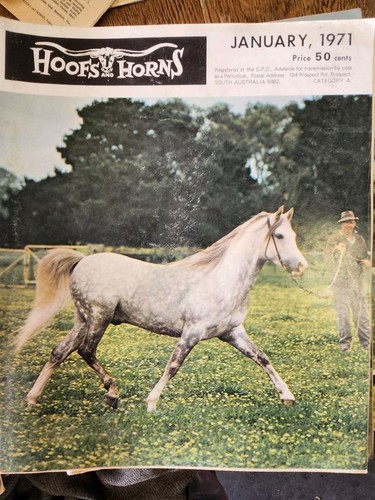 Hoofs and Horns Magazine January 1971 Fair to good condition