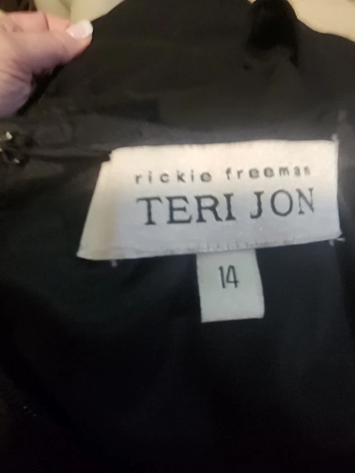 Vestido Teri Jon para Rickie Freeman para mujer (talla 14) negro aleta vintage Foto 3 de 4