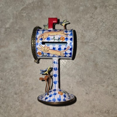 Kelvin Chen #4634 Cats Enamel On Metal Hinged Door Stamp Dispenser Mail Box 2001