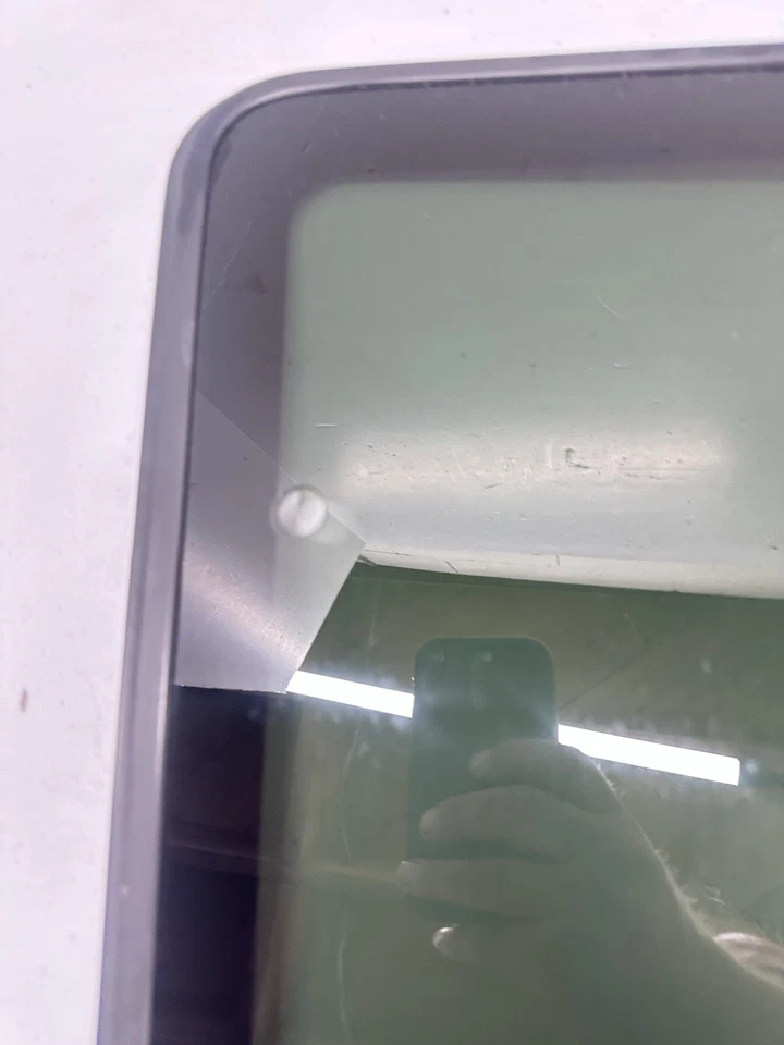 88-98 Chevrolet C1500 GMC LH Cuarto de vidrio ventana de ventilación conductor Silverado LEER*** Foto 4 de 4