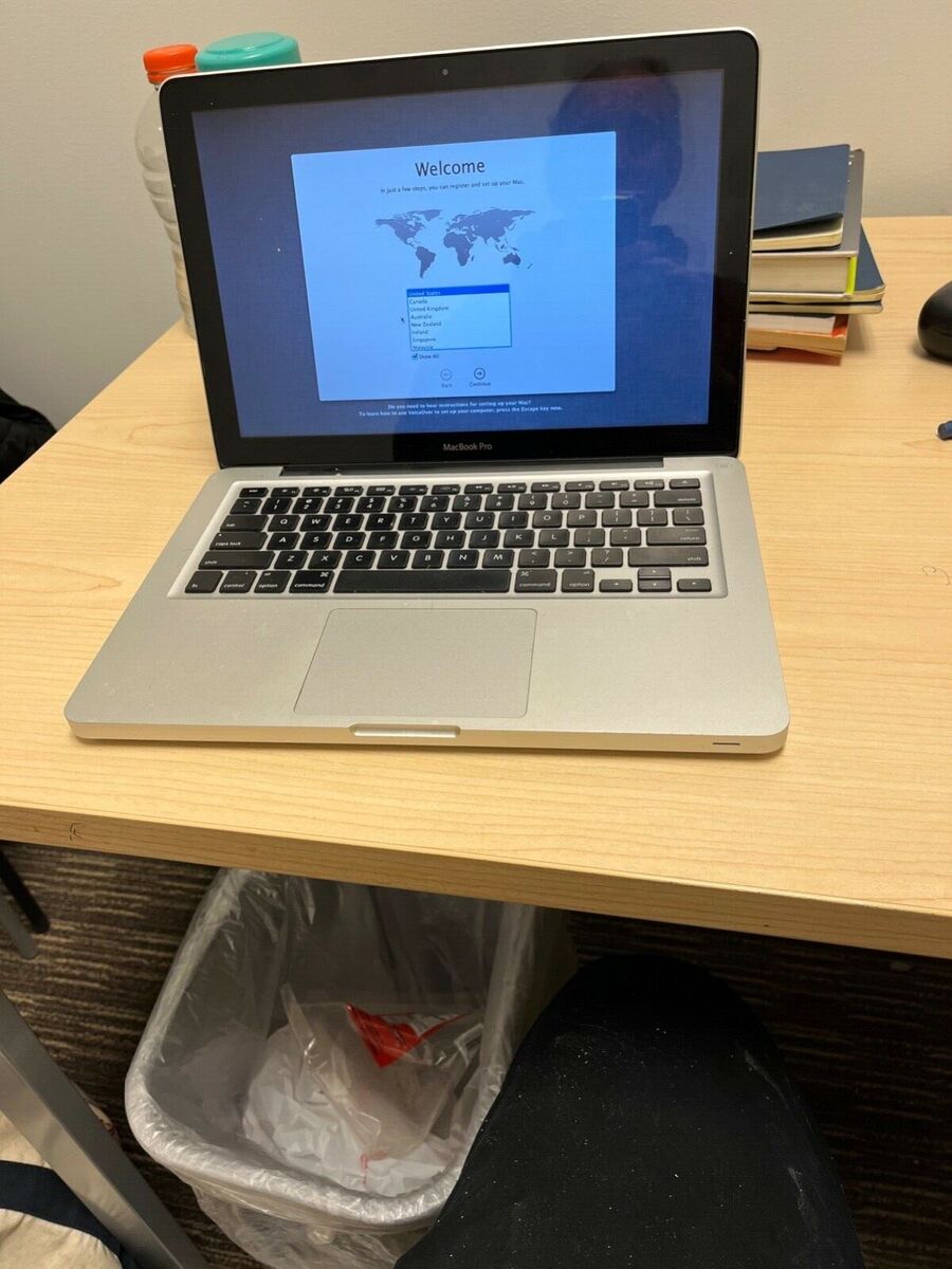 Apple Mac book pro 13 (mid 2012) 16 GB 2.5 GHZ Dual Core Apple Mac book pro 13 (mid 2012) 16 GB 2.5 GHZ Dual Core