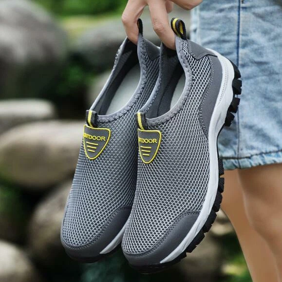 Men Casual Quick Drying Water Shoes Mesh Slip On Outdoor Beach Swim Surf Sneaker