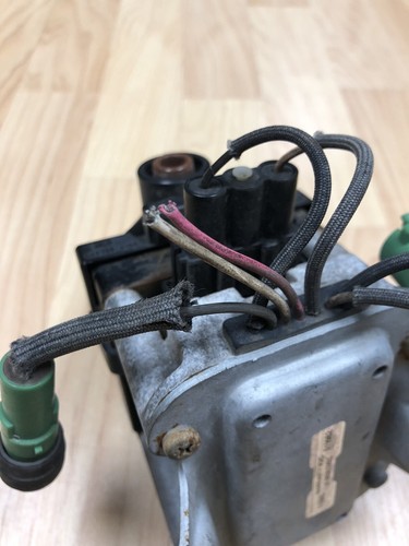 1982-1983 Toyota Supra Coil w/ Igniter 19070 43071 OEM Ignition READ! - Picture 5 of 9