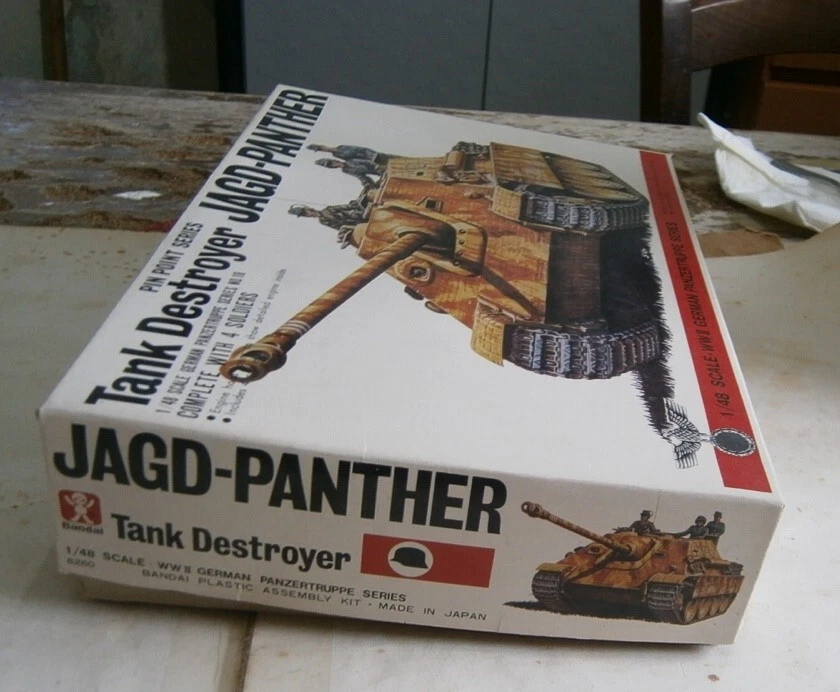 1-48 BANDAI JAGDPANTHER GERMAN PANZER NUOVO CON SOLDATINI VINTAGE TIGER - Immagine 4 di 4