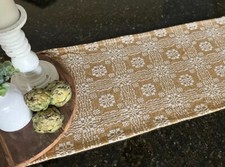 New Primitive Lover's Knot Coverlet CREAM MUSTARD LOVERS KNOT TABLE RUNNER 56"