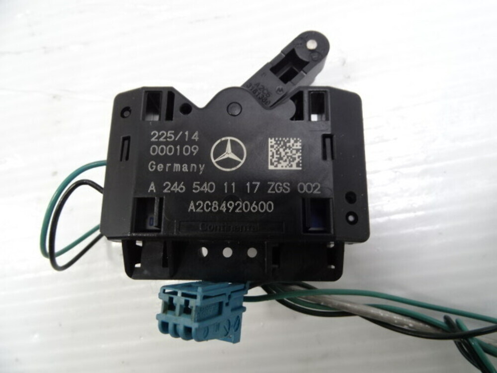 Mercedes X156 GLA45 GLA250 fuel level sending unit, 2465401117 | eBay