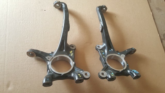 Toyota Tundra Knuckle Genuine Factory OEM Right 432110C020 for sale