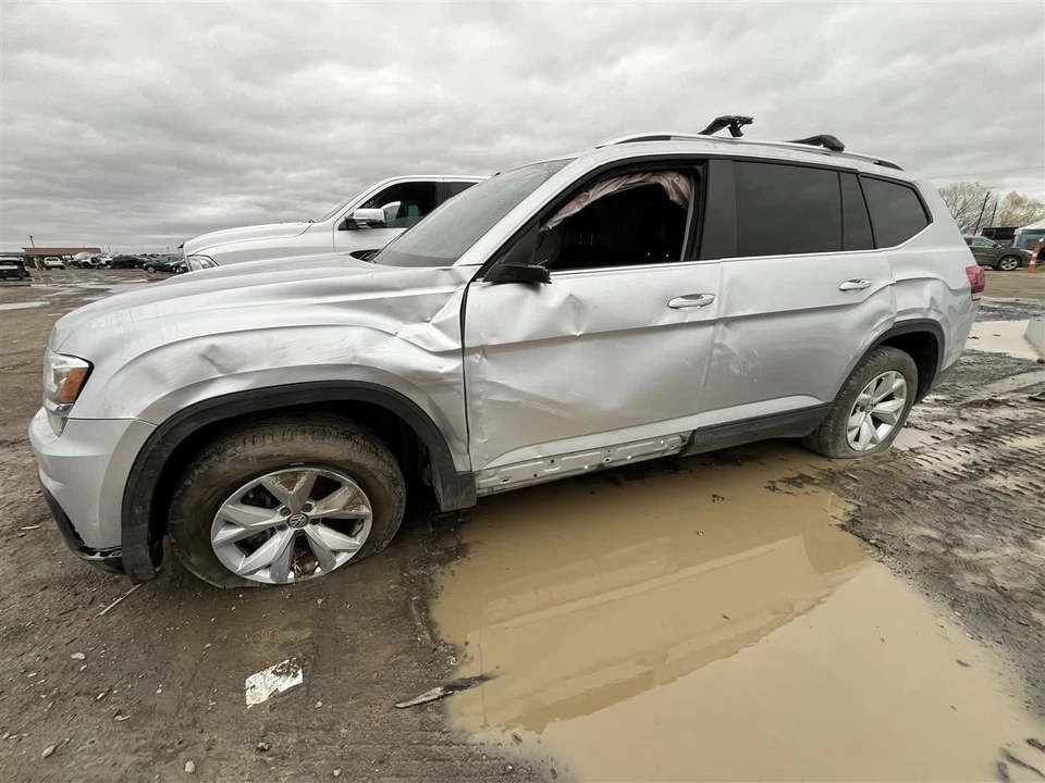 SLV REAR BUMPER ASSEMBLY 2018-2020 VOLKSWAGEN ATLAS — 第 3/4 张图片