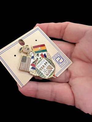 Vintage World Cup USA 94  Pin USA   Bolivia  
