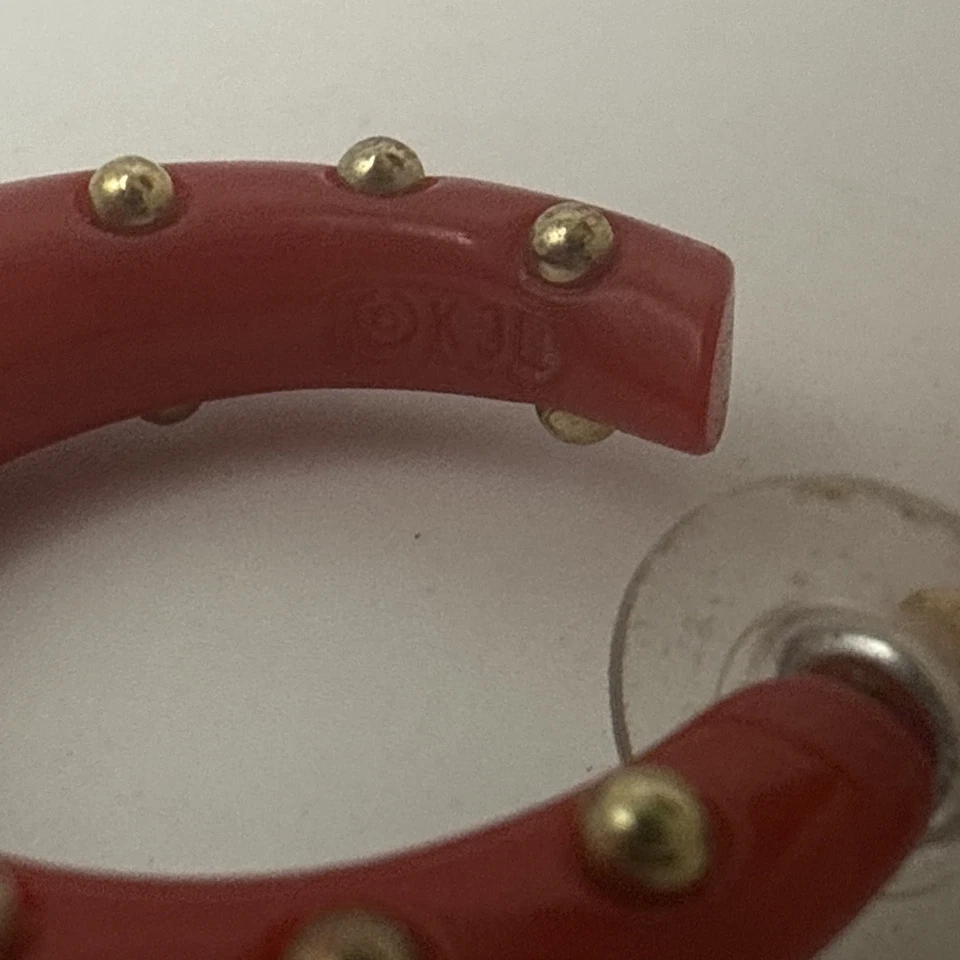 ✨ Brincos de argola vintage KJL Kenneth Jay Lane vermelho Lucite com contas de ouro 🔴 - Imagem 3 de 4