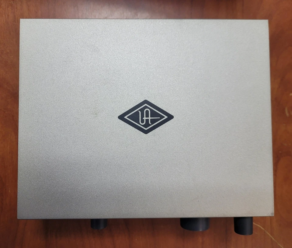 Universal Audio UA Volt 1 - USB C Audio Recording Interface - Image 2 of 4