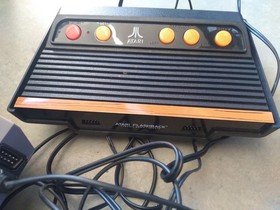 Atari Flashback Classic Game Console One Controller