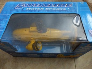SUBMARINE TOY