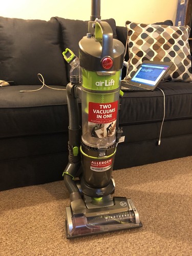 Bagless Upright Vacuum Cleaner Hoover 