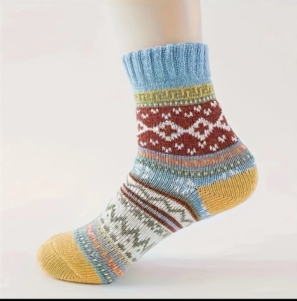 Mujeres Crew Cálido Algodón Térmico Retro Diseño Isla Justa Bota Flojo Invierno Calcetines Foto 3 de 4