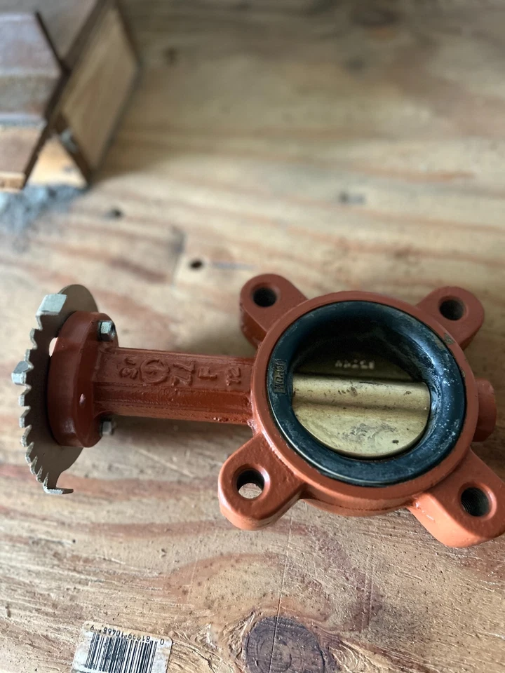 3” Cast Iron Lug Style Butterfly Valve (With Handle) - Image 2 of 4