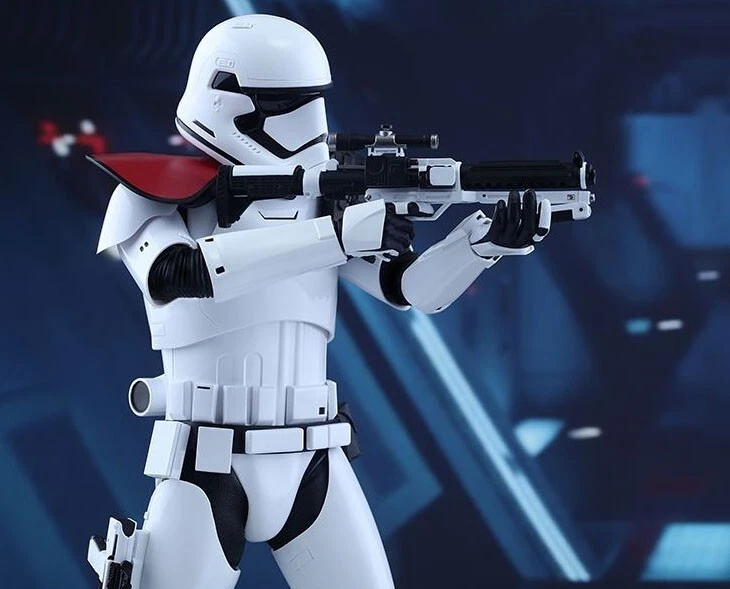 Hot Toys MMS335 1/6 Primera Orden Stormtrooper Oficial y Stormtrooper Star Wars Foto 4 de 4