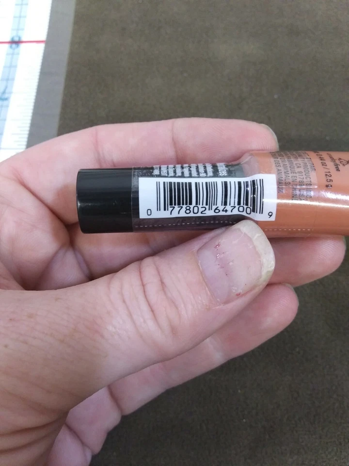 Corrector Black Radiance True Complexion HD 8044 naranja oculto Foto 4 de 4