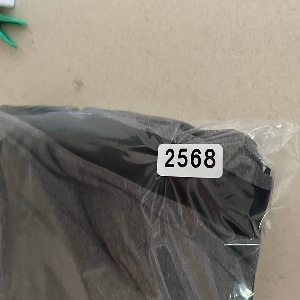 No Boundaries Juniors Large 1113 LOVE Gray Joggers Pants Polyester