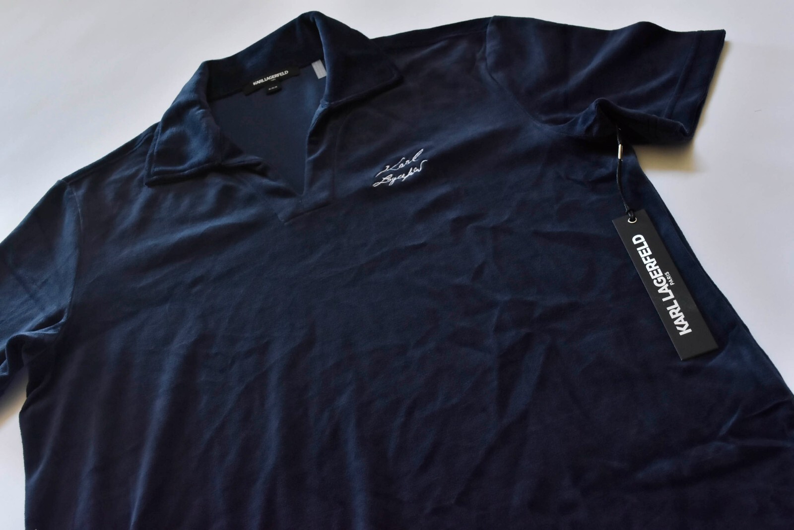 Karl Lagerfeld Men's Polo Shirt Blue Velvet Size Med - NWT - MSRP $119